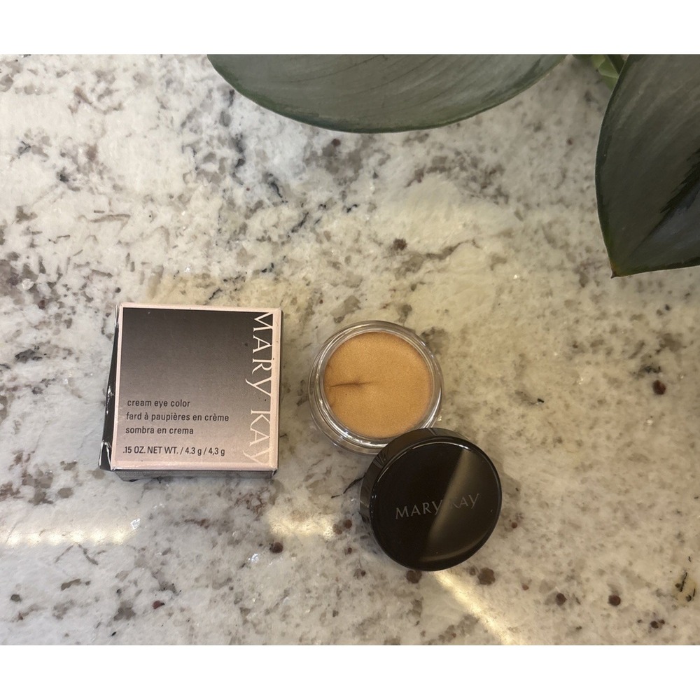 Mary Kay Cream Eye Color Apricot Twist‎ 025874 New In Box